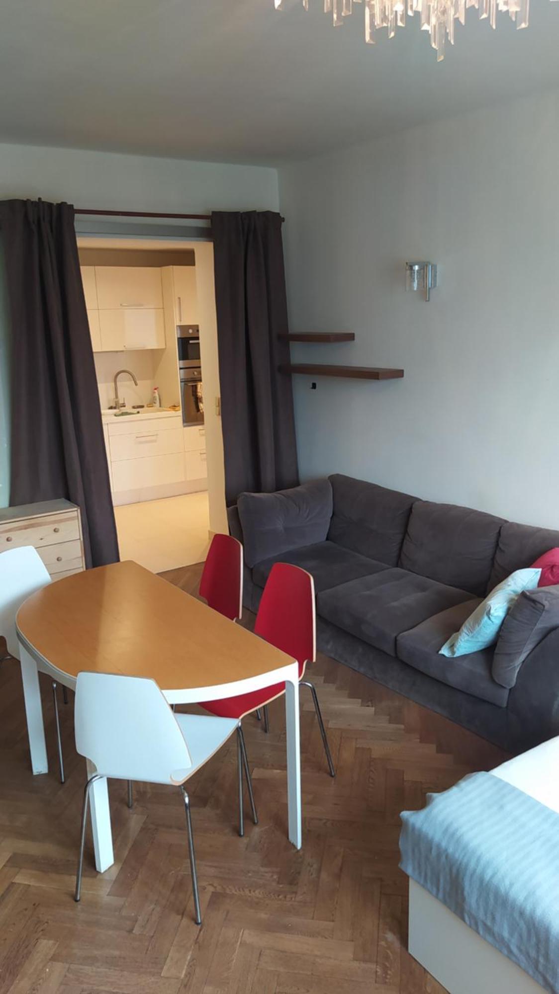 Spacious In 6 Near Center Homestay Prague